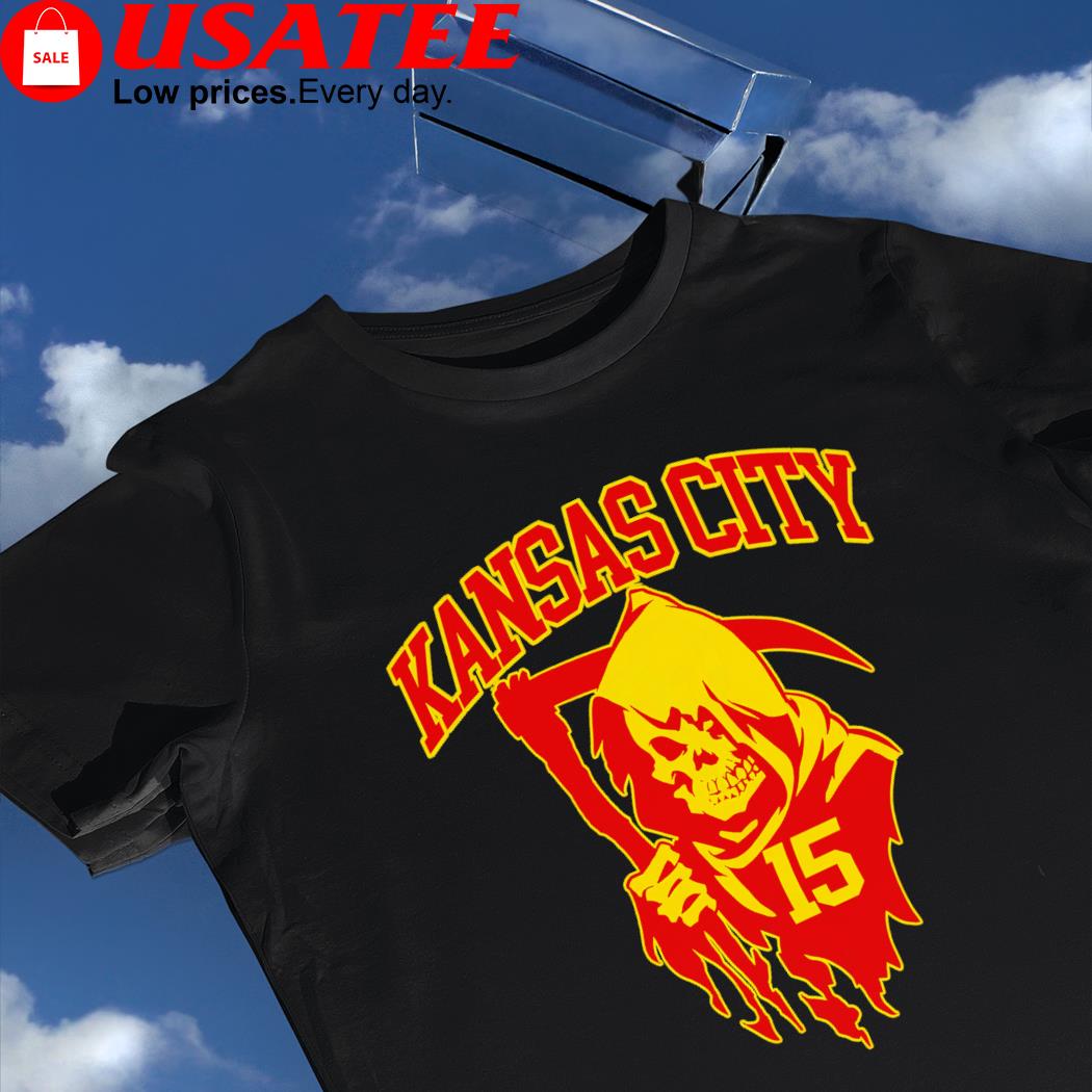 Patrick Mahomes KANSAS CITY CHIEFS APPAREL T SHIRT PIXEL ART 1