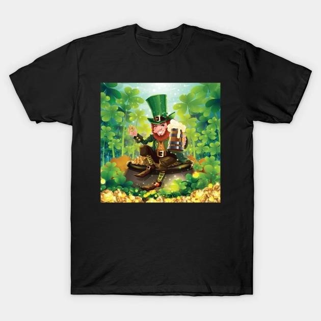 St. Patrick's Day Leprechaun with Beer gold and Shamrock T-shirt