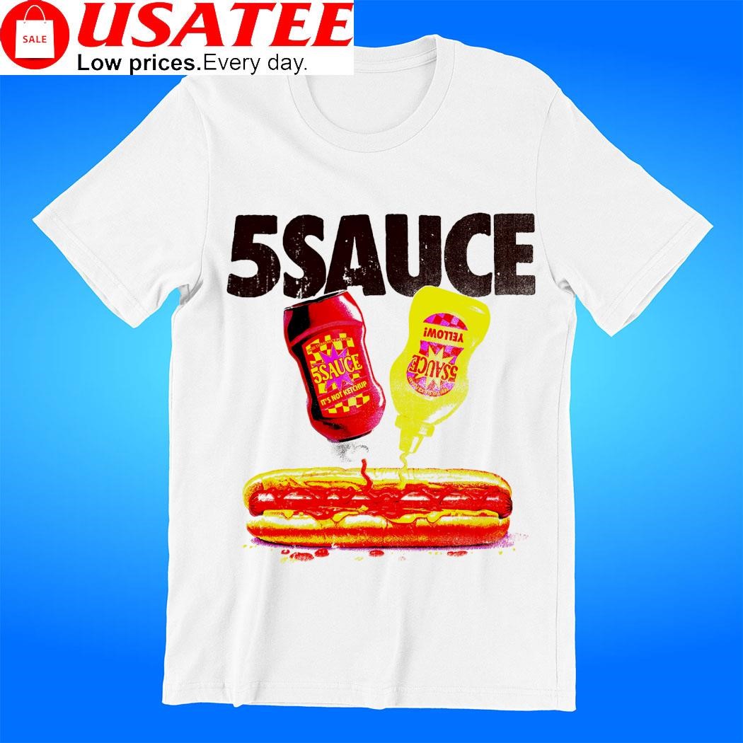 5Sauce it's not ketchup hotdog vintage art tee