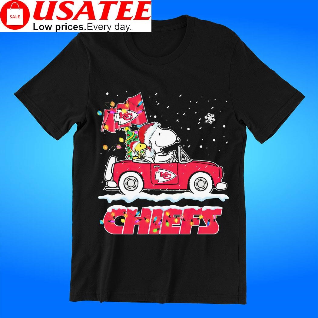 Kansas City Chiefs Santa Snoopy and Woodstock riding car Merry Christmas shirt